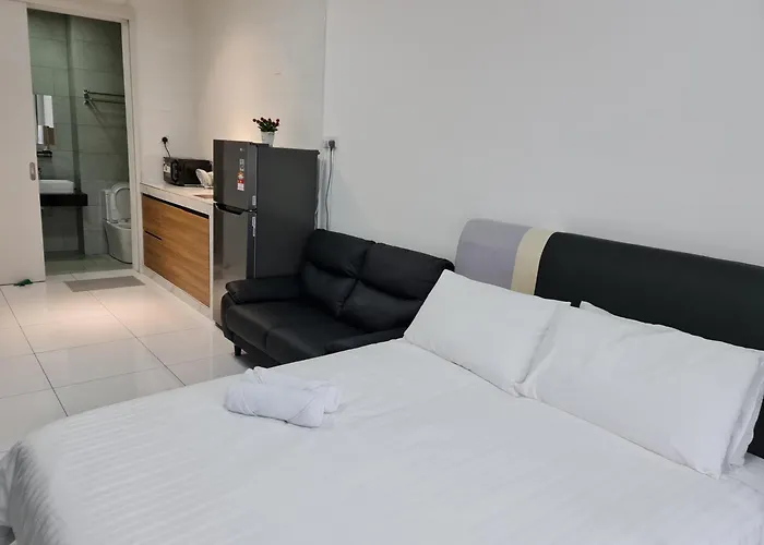 Sky Tree Studio Apartment At Bukit Indah, Johor